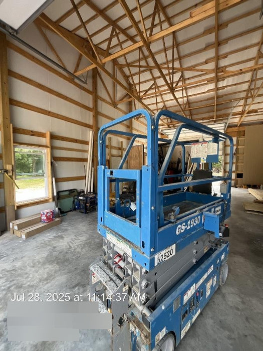 2020 Genie GS-1930 Solid Non Marking Tires, Beacon, Folding rails with half height swing gate