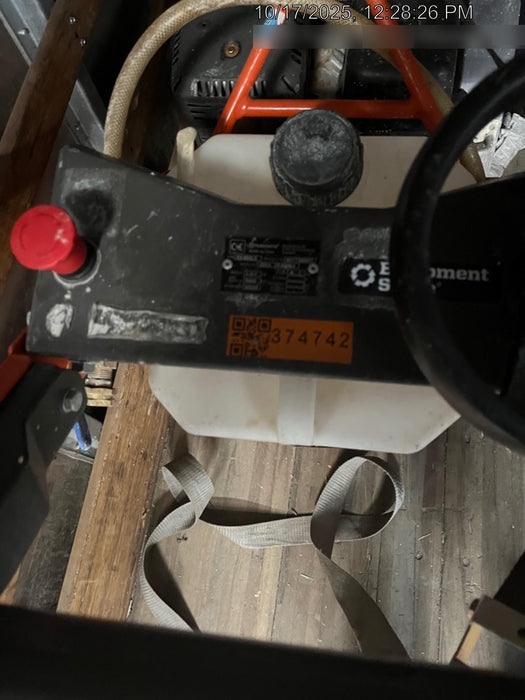 2023 HUSQVARNA FS400