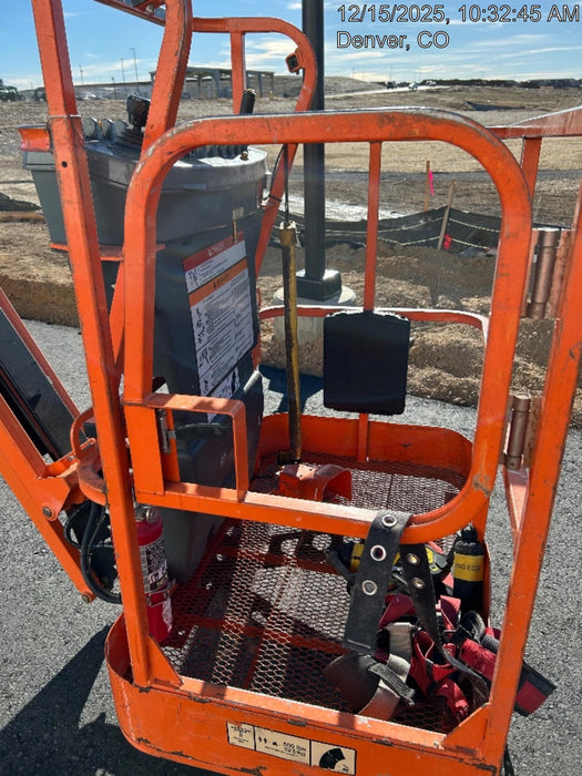 2019 JLG E400AJPN