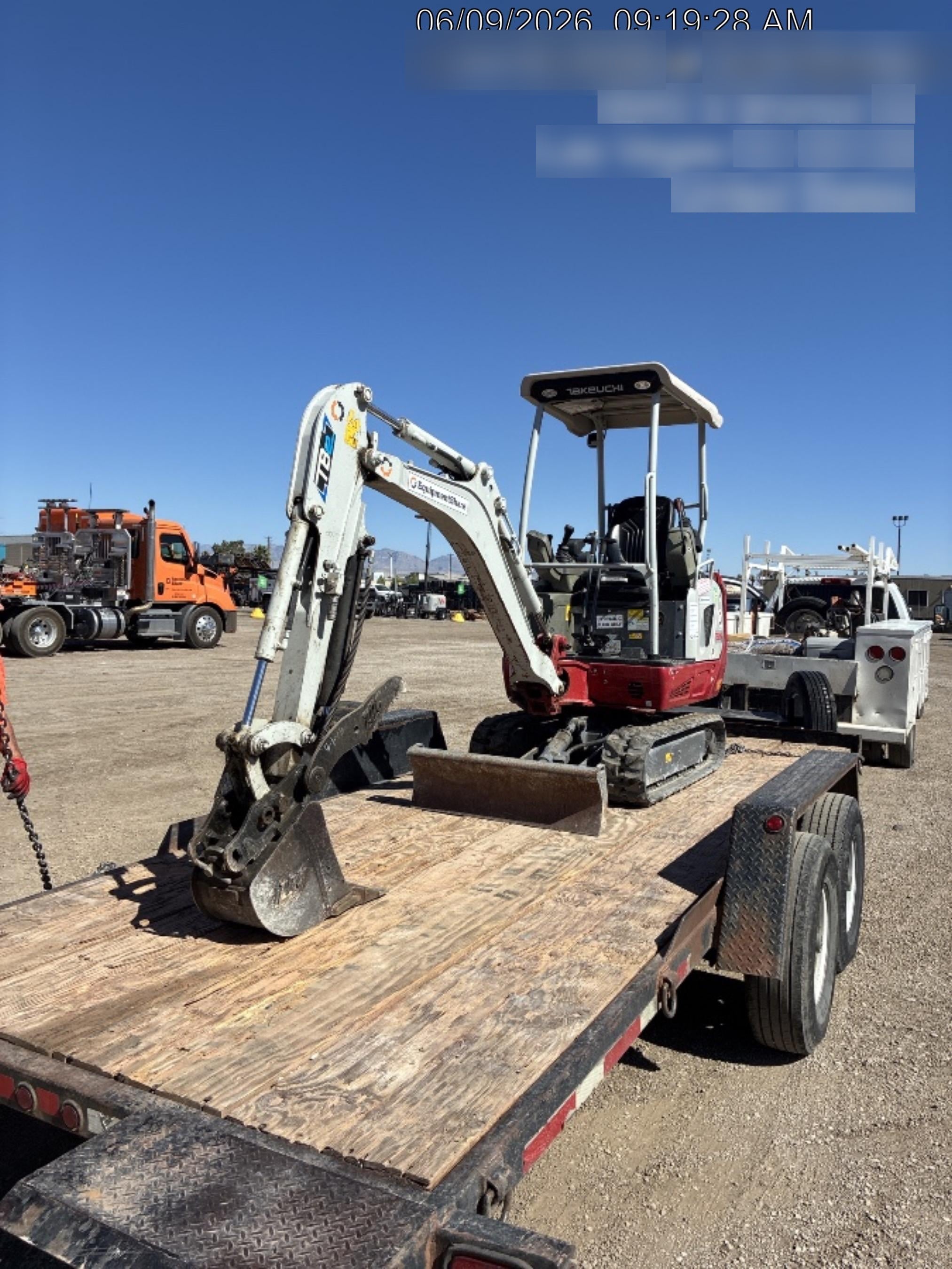 2022 TAKEUCHI TB20e