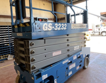 2024 GENIE GS-3232