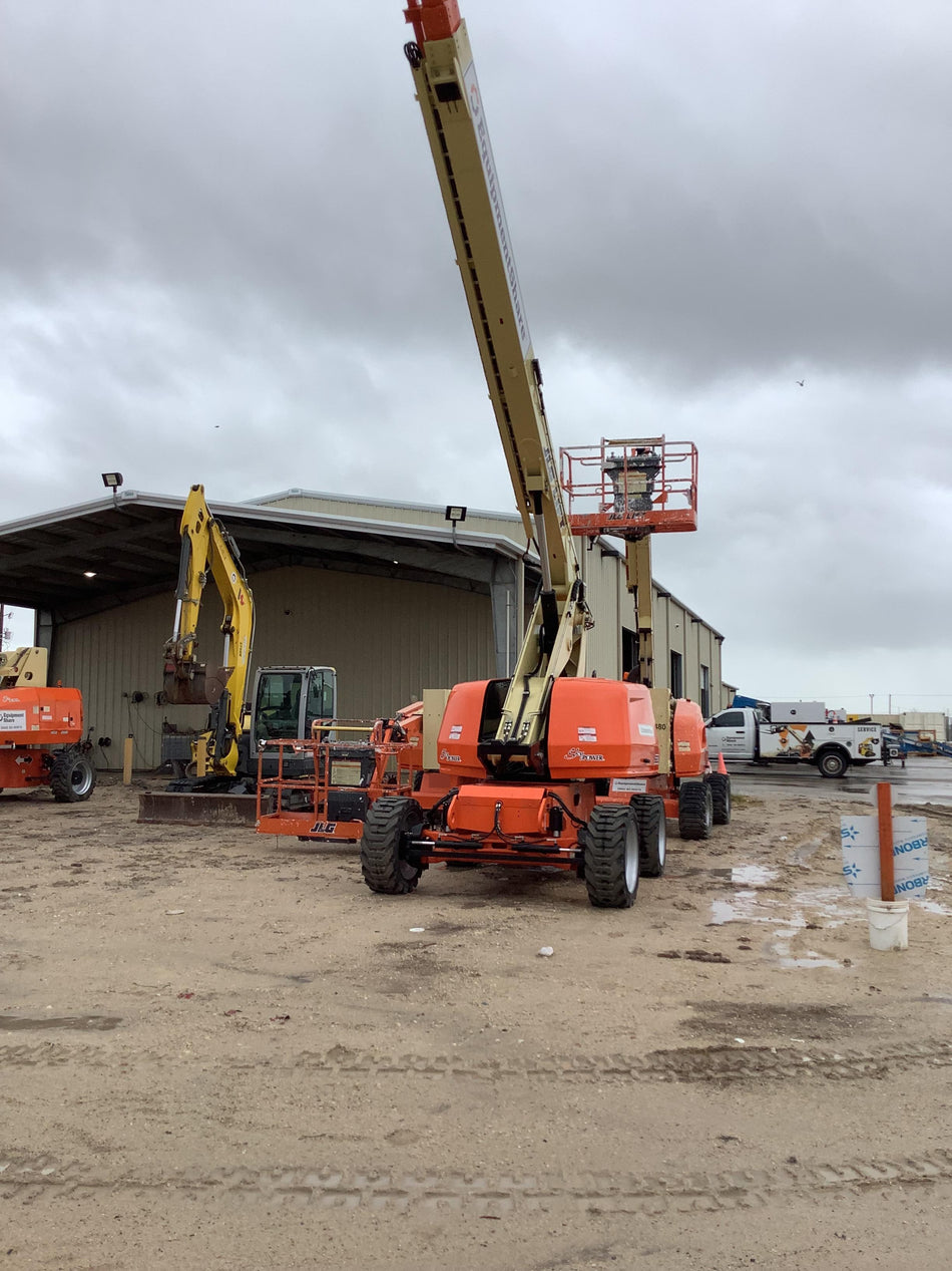 2021 JLG 660SJ