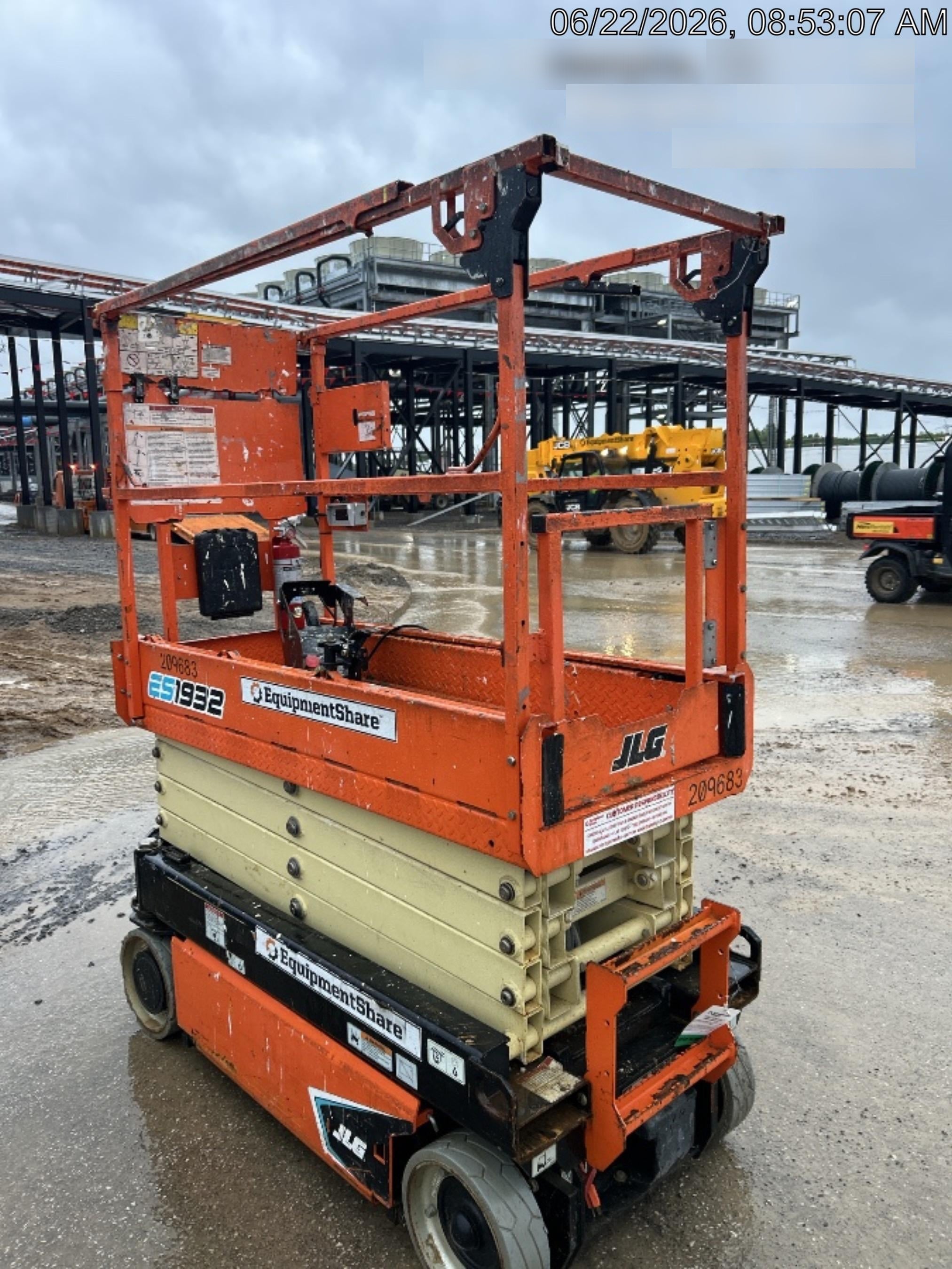 2022 JLG ES1932