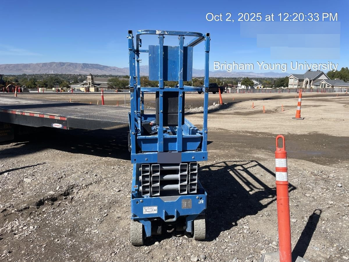 2020 Genie GS-1930 Solid Non Marking Tires, Beacon, Folding rails with half height swing gate