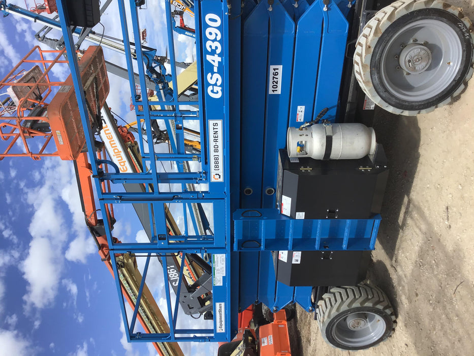 2020 GENIE GS-4390 RT
