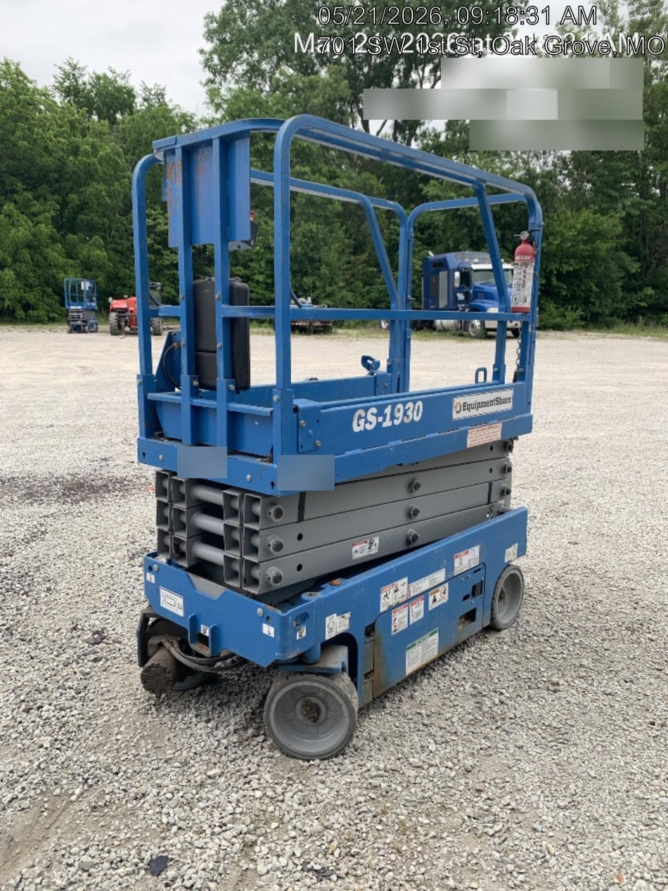 2020 Genie GS-1930 Fixed rails with chain entry gate - Pre A92.20