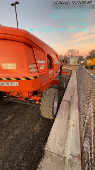 2020 JLG 600S