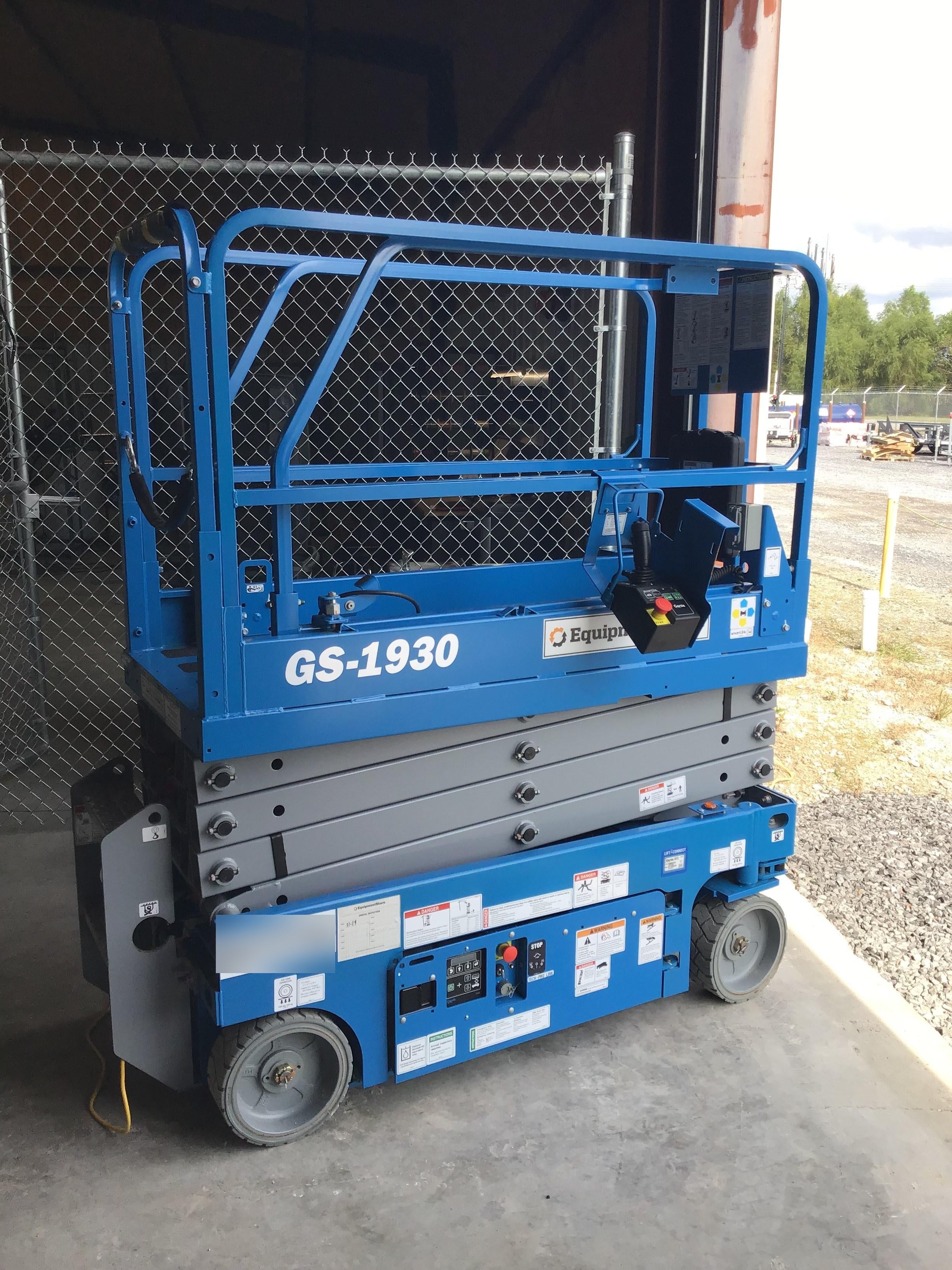 2019 Genie GS-1930 Fixed Rails with Chain Entry