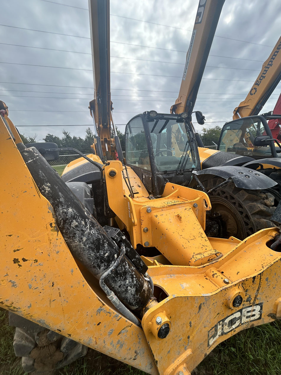 2024 JCB 510-56