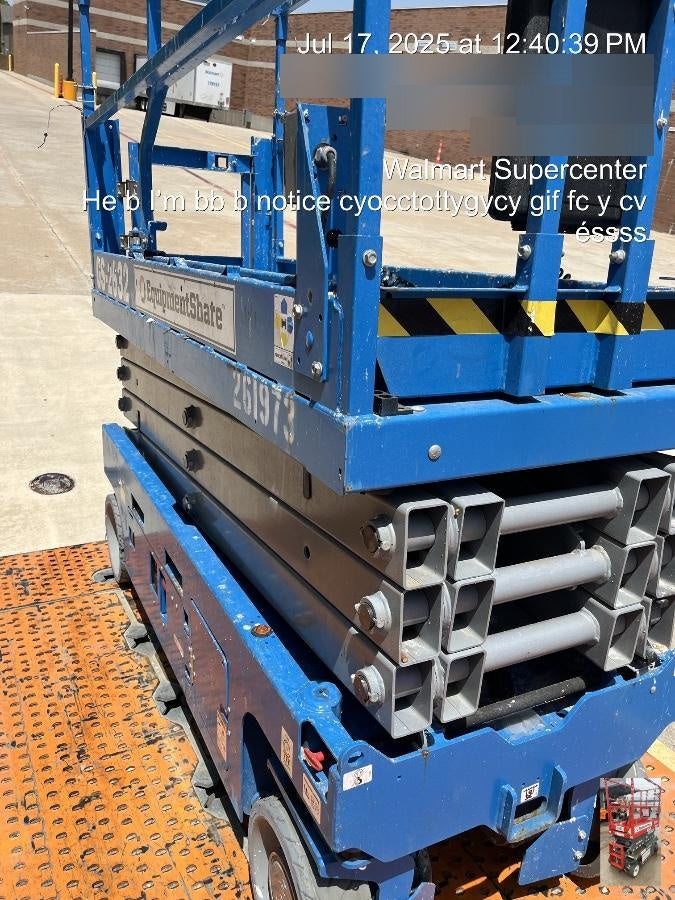 2022 GENIE GS-2632