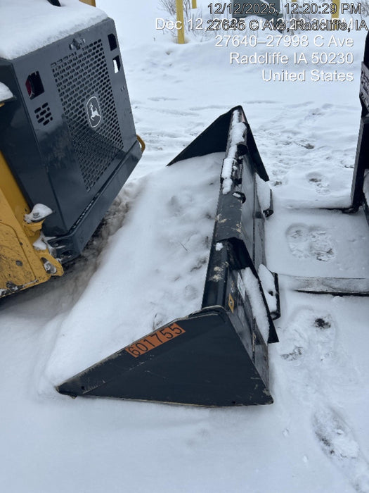 2025 JOHN DEERE 72" Skid Loader Bucket - John Deere C72