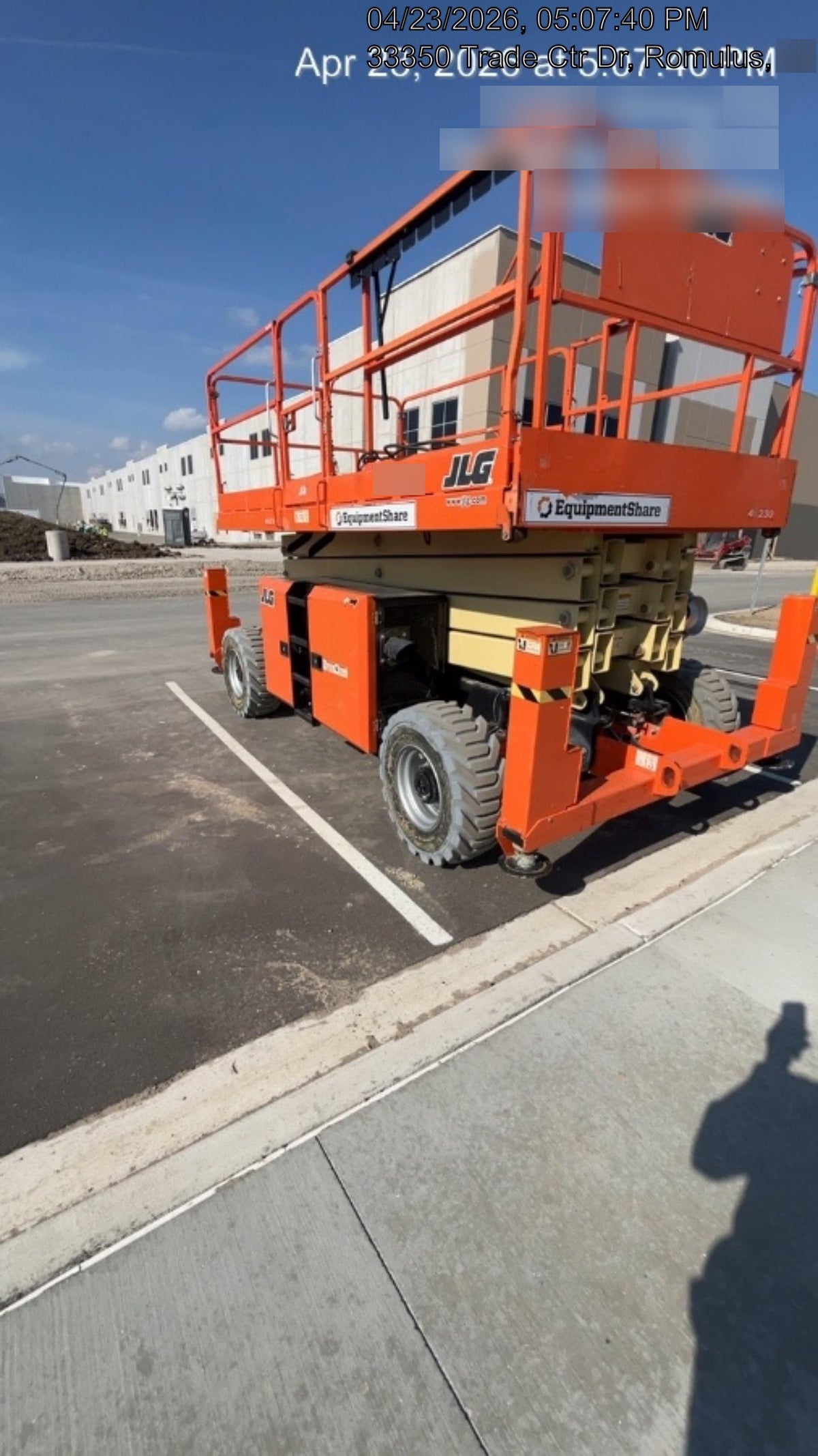 2019 JLG 430LRT