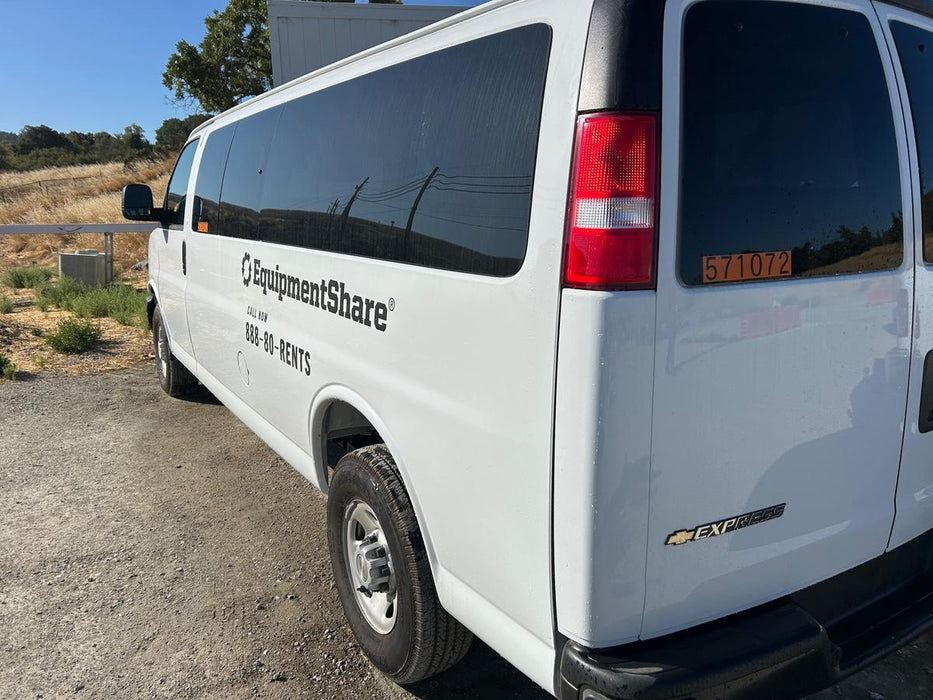2025 CHEVROLET Express Van - Rental