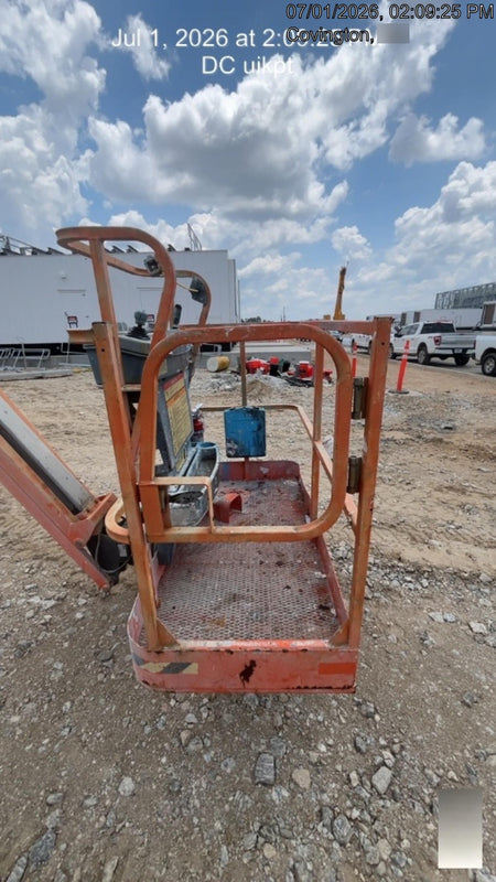 2022 JLG 340AJ