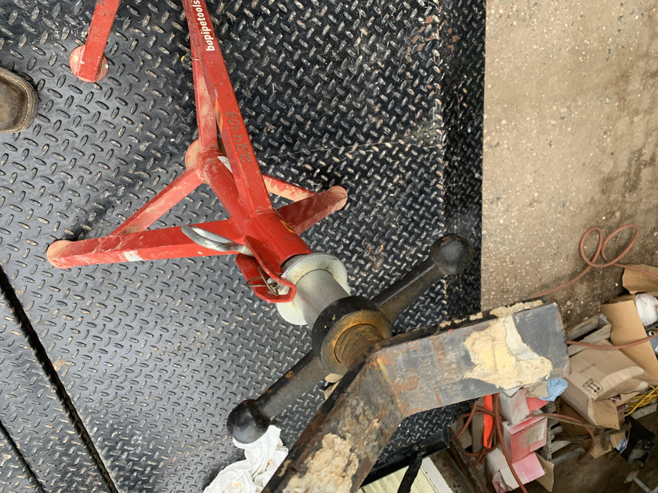 2022 B&B PIPE 4100E