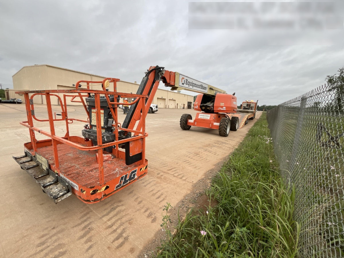 2021 JLG 660SJ