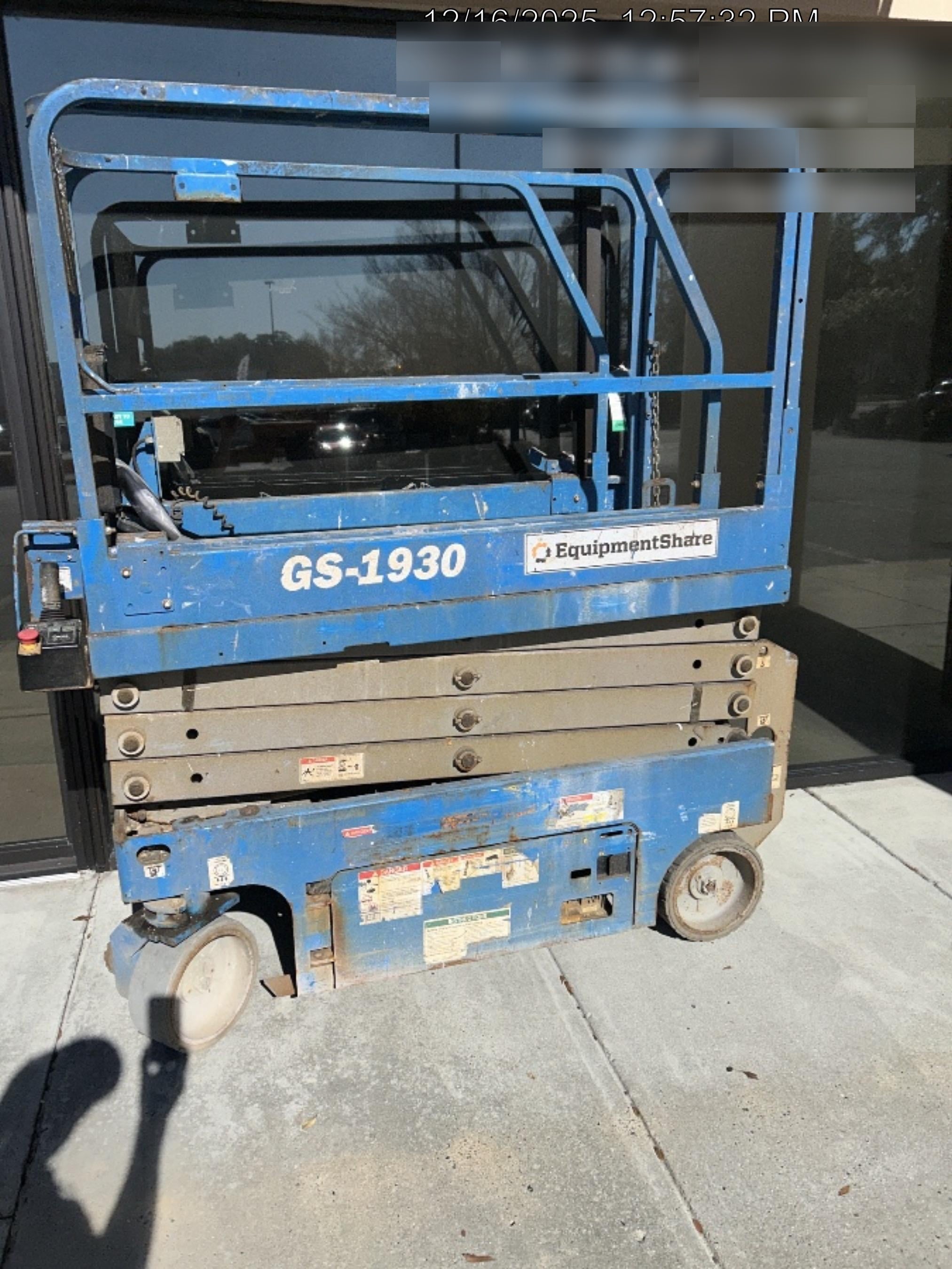 2020 Genie GS-1930 Fixed rails with chain entry gate - Pre A92.20