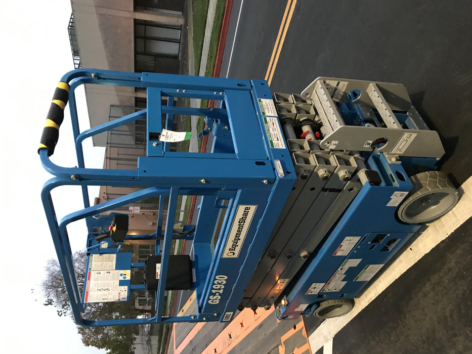 2019 Genie GS-1930 Half Height Swing Gate, 800W Inverter