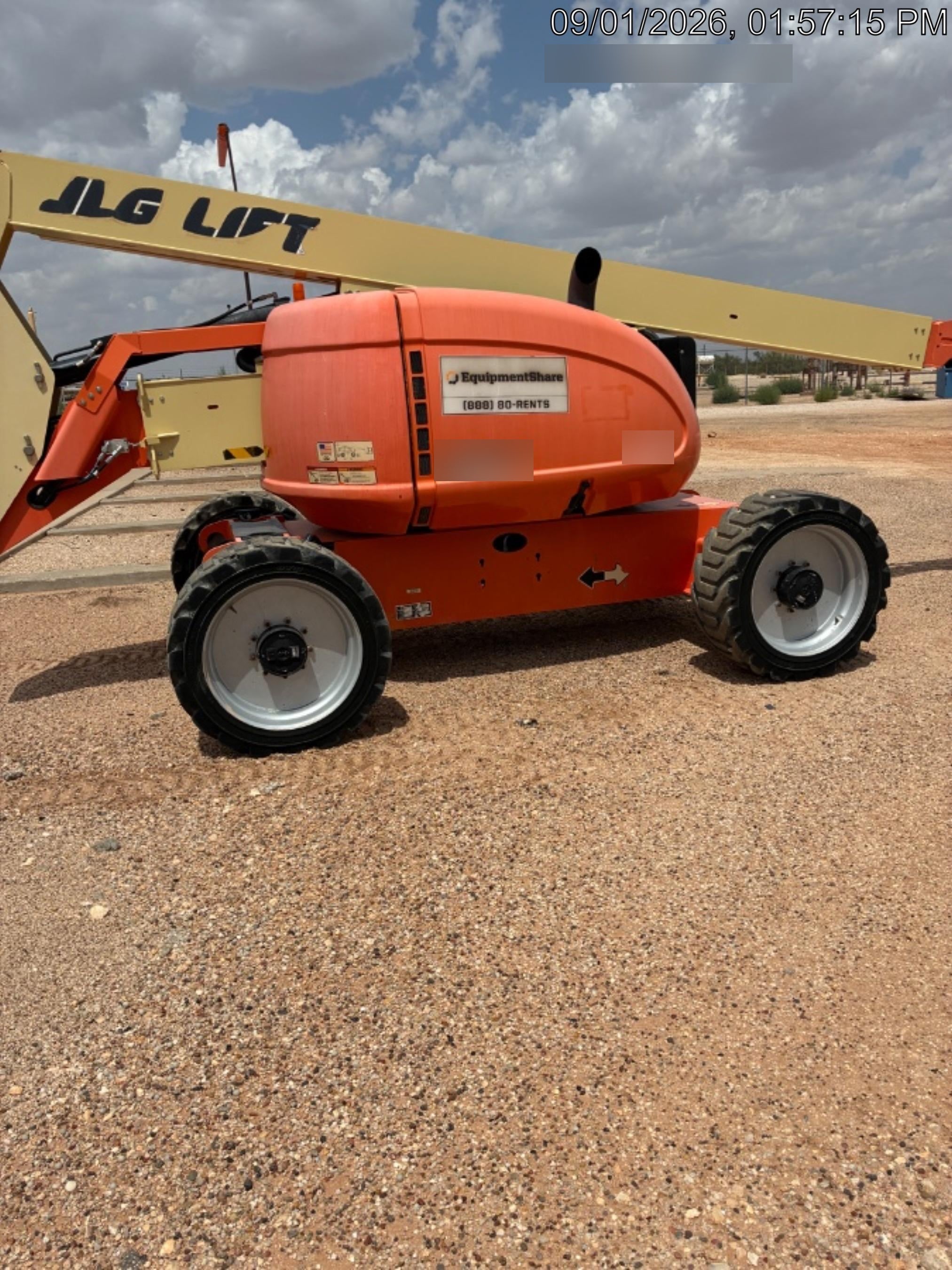 2019 JLG 600AJ