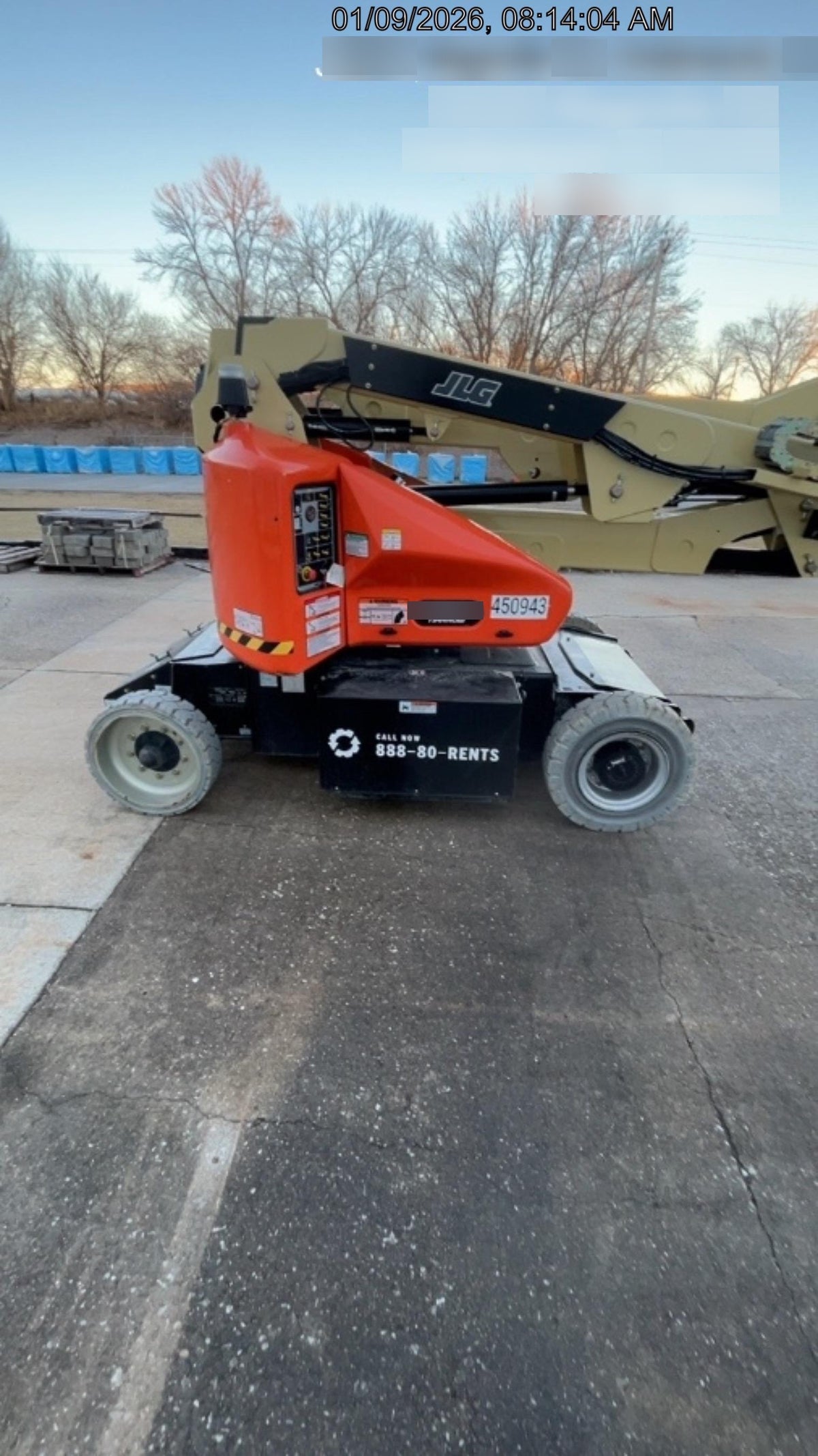 2024 JLG E400AJP Narrow