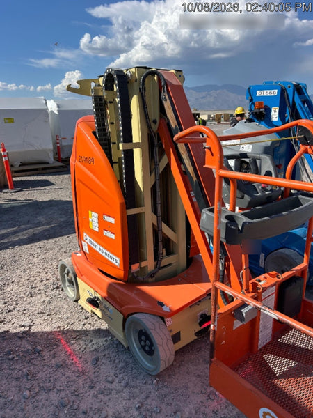 2022 JLG 26E