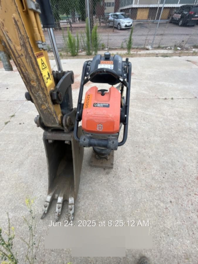 2024 HUSQVARNA LT6005