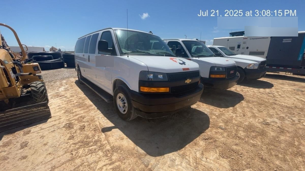 2024 CHEVROLET Express Van - Rental