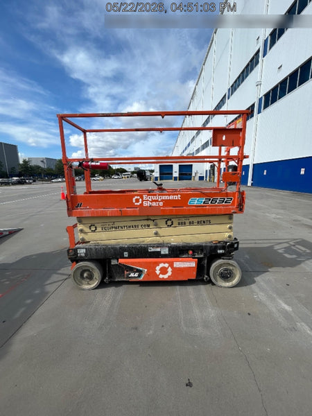2023 JLG ES2632