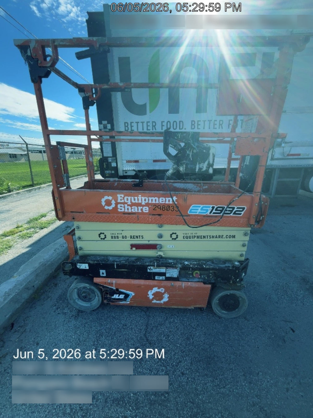 2023 JLG ES1932
