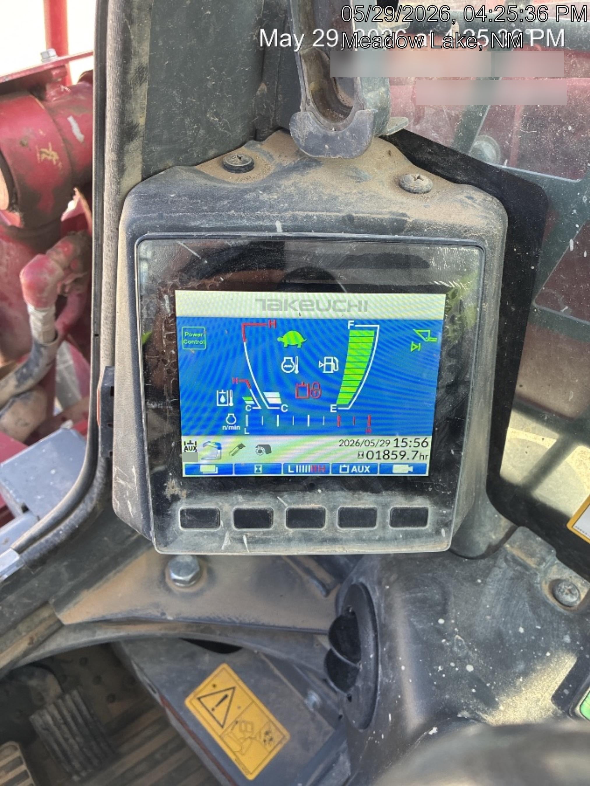 2023 TAKEUCHI TL10V2-CR