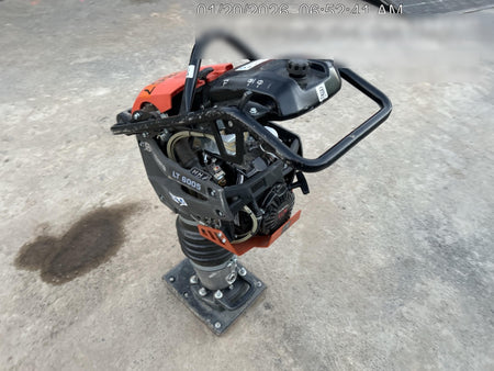 2025 HUSQVARNA LT6005