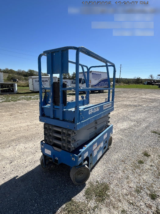 2020 Genie GS-1930 Fixed rails with chain entry gate - Pre A92.20