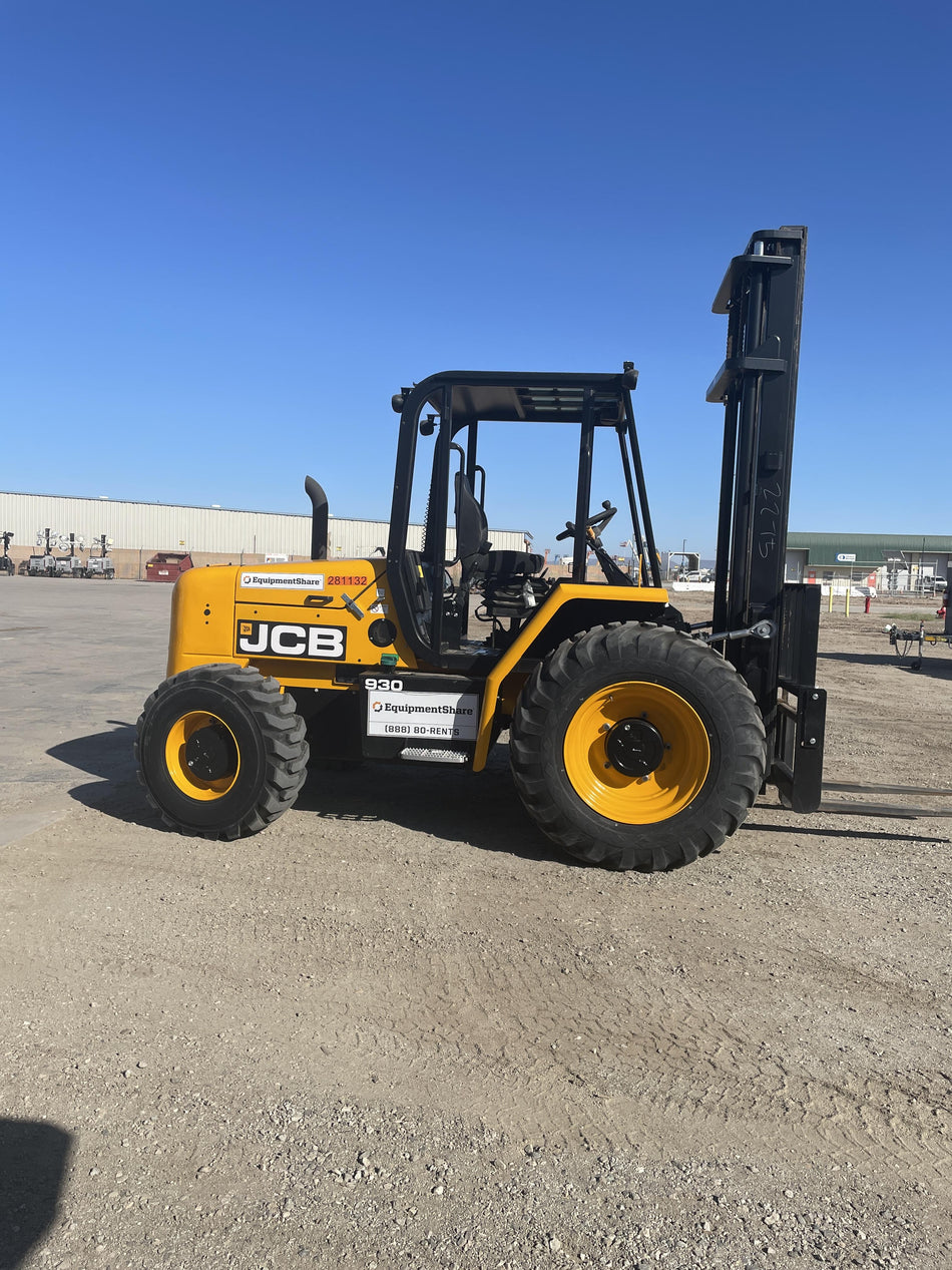 2023 JCB 930-4