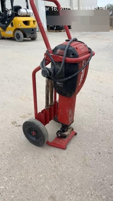 2020 HILTI TE 3000-AVR