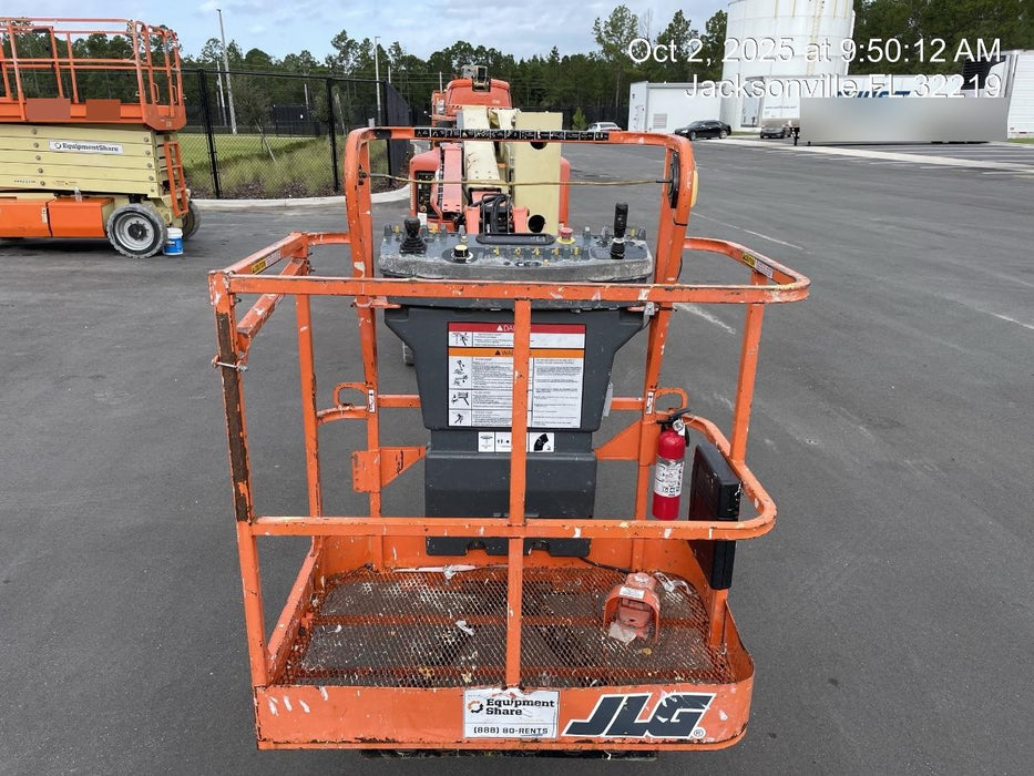 2019 JLG E400AJPN