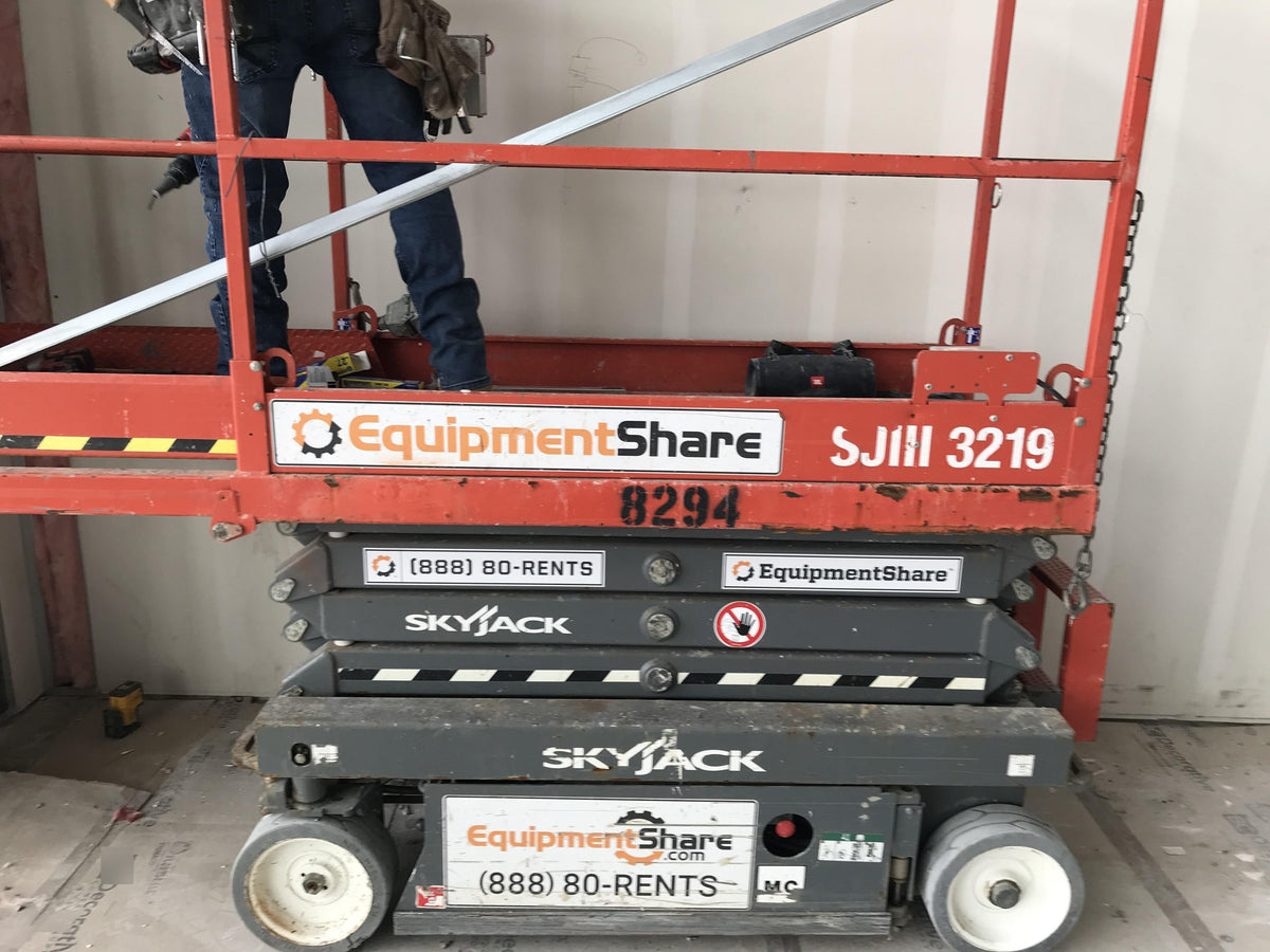 2018 SKYJACK SJIII-3219