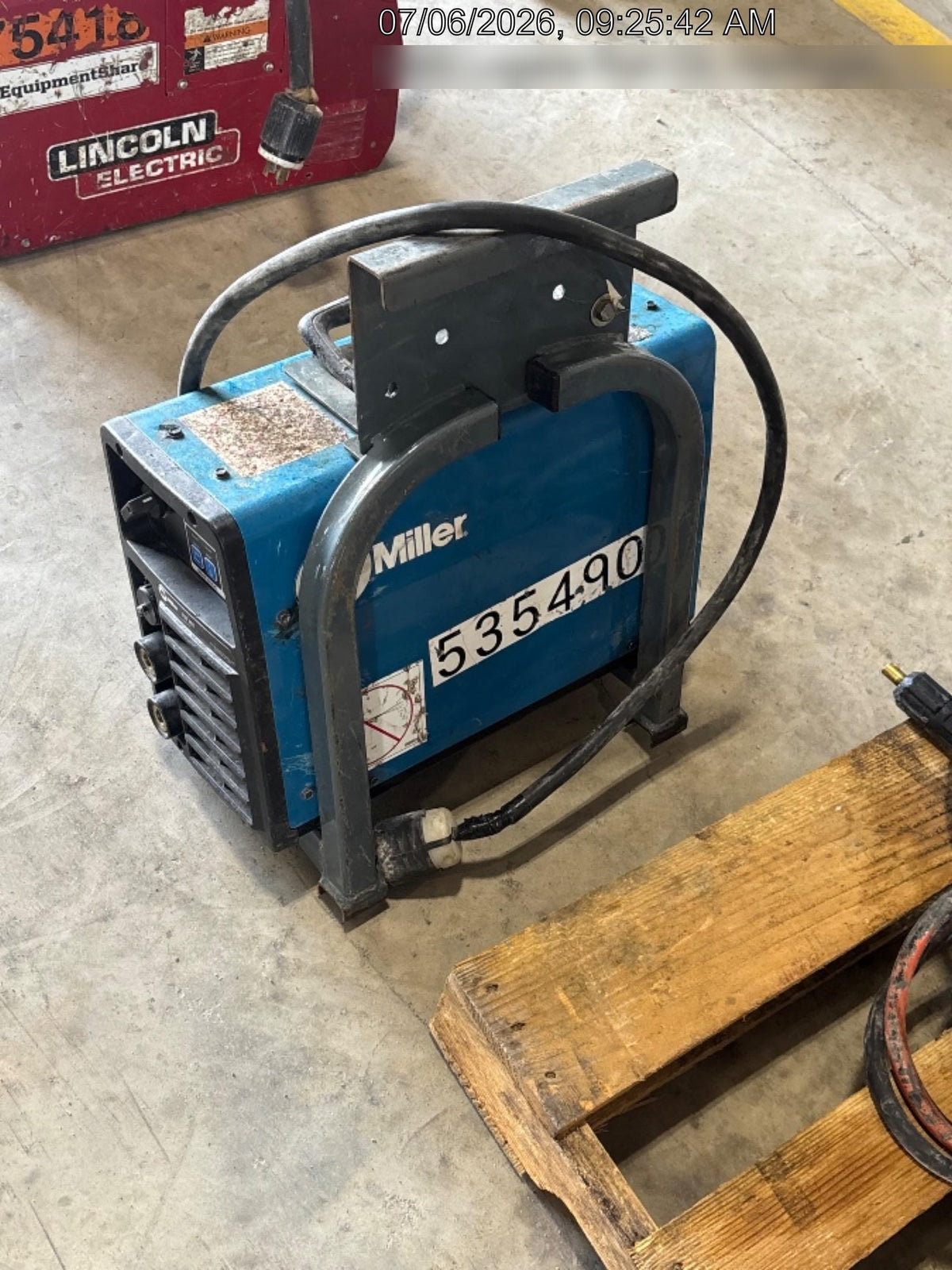 2025 MILLER ELECTRIC CST-282