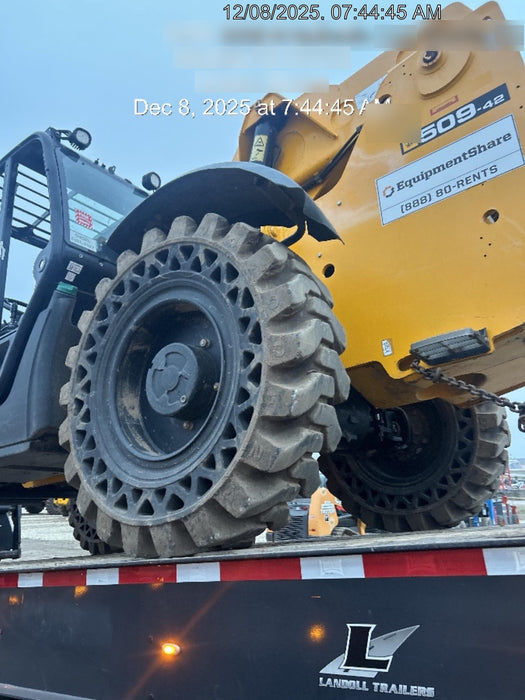 2019 JCB 509-42 74 HP w/Open ROPS, Beacon, Aux Hydraulics, LED Work lights, Solid Tires 66" Carriage/60" Forks
