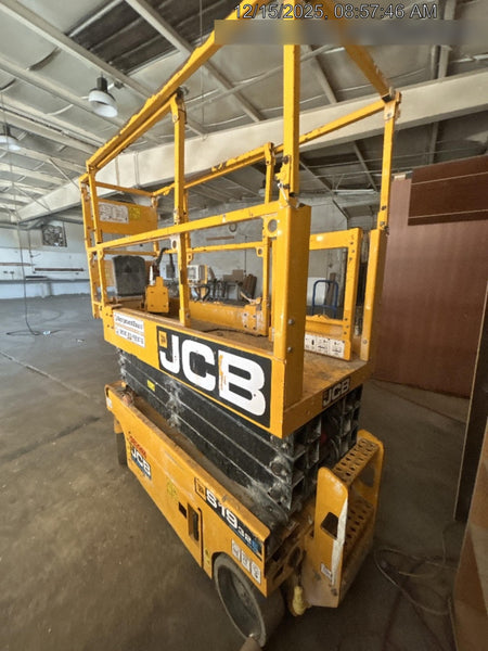 2024 JCB S1932E