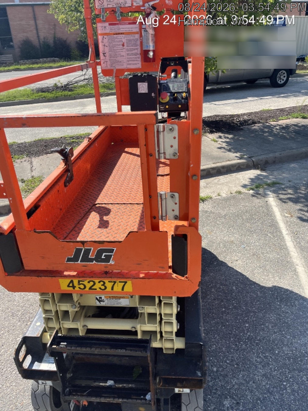 2024 JLG ES1932