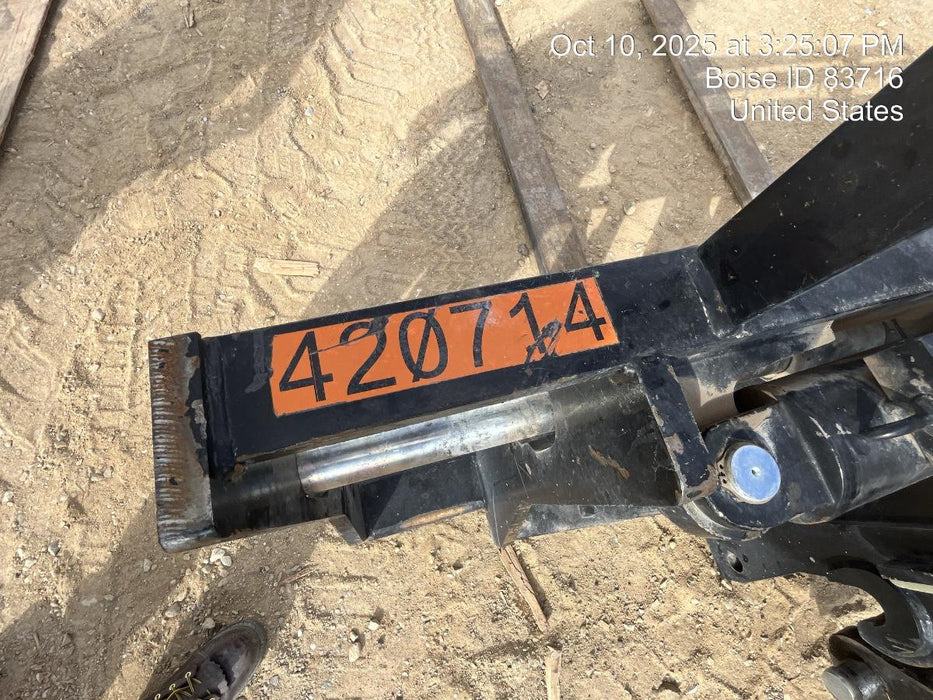 2024 JLG 1001095418S