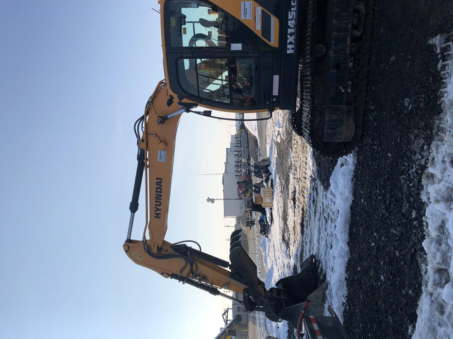 2017 HYUNDAI HX145LCR