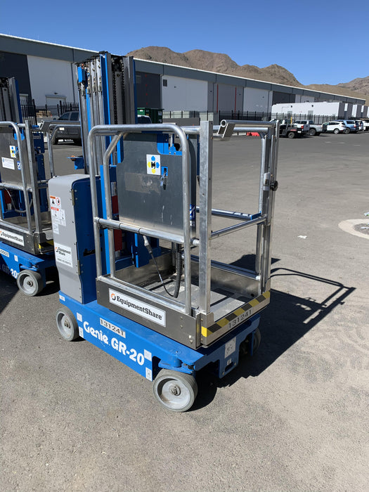 2021 GENIE GR-20
