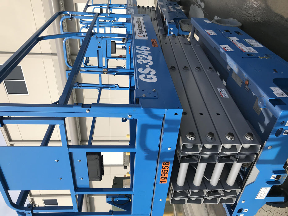 2020 Genie GS-3246 Standard, Folding full height swing gate