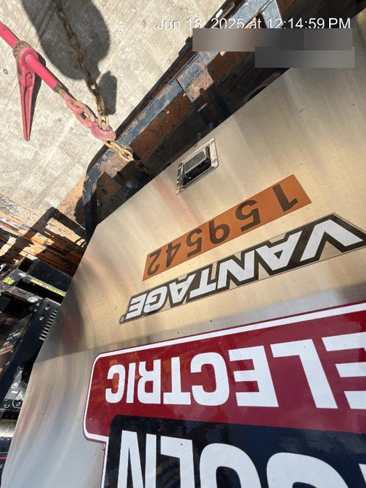 2021 Lincoln Electric Vantage 322 Vantage 322 Ready Pak 3 w/ Decals, ORANGE (includes trailer, cable rack, fender light kit) NO Telematics