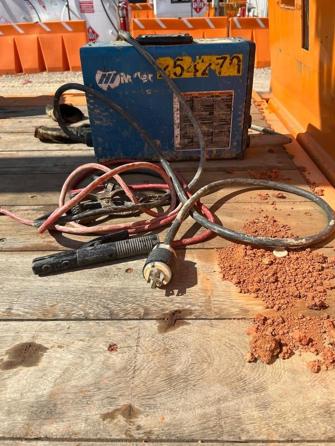2022 MILLER ELECTRIC CST-282