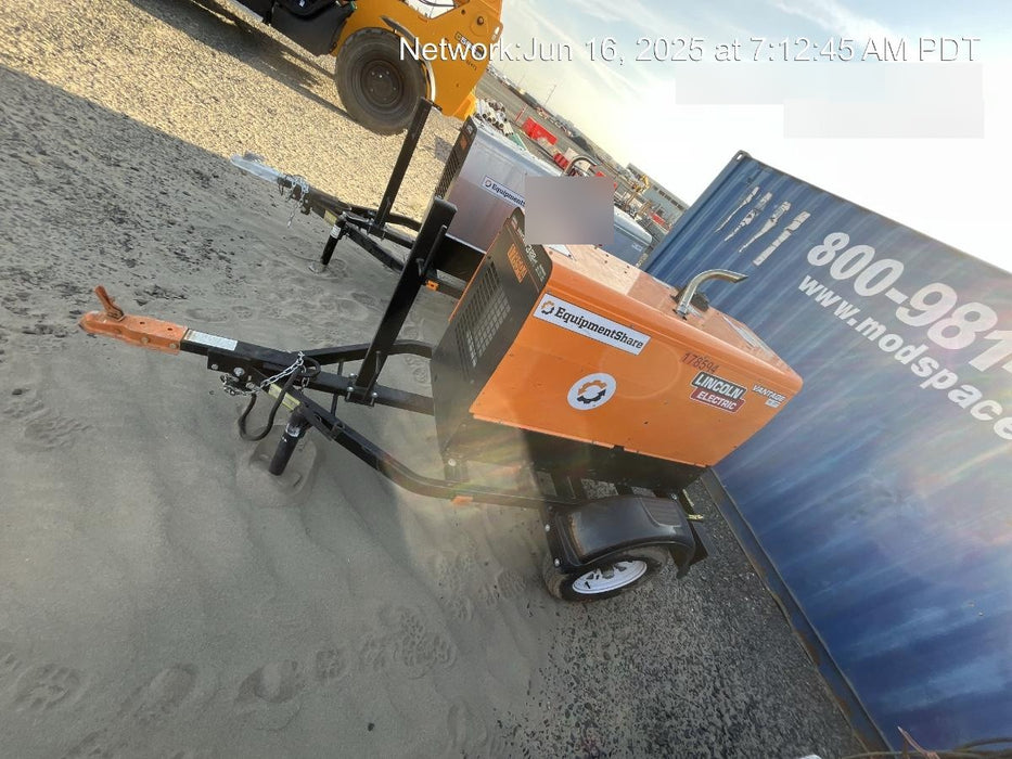 2021 Lincoln Electric Vantage 322 Vantage 322 Ready Pak 3 w/ Decals, ORANGE (includes trailer, cable rack, fender light kit) NO Telematics