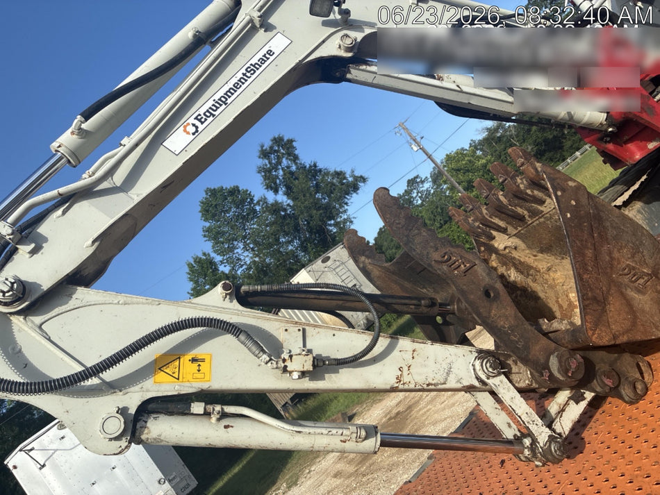 2022 TAKEUCHI TB250-2R