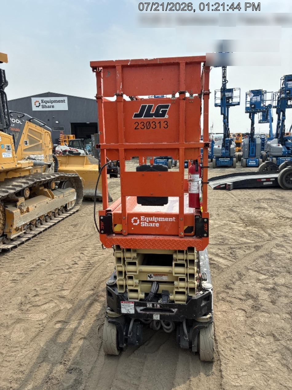 2022 JLG ES1932