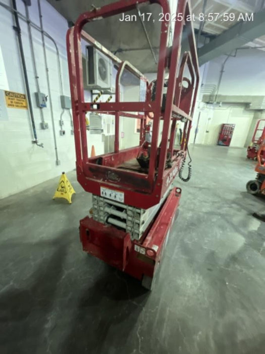 2017 MEC 1330SE 13' Scissor Lift w/2 Year Extended Full Warranty